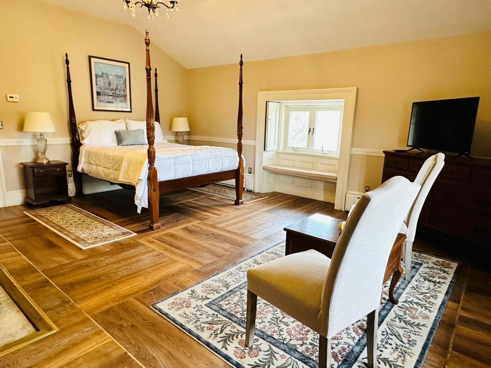 Отель The Hamilton Hoppin House Мидлтаун Экстерьер фото